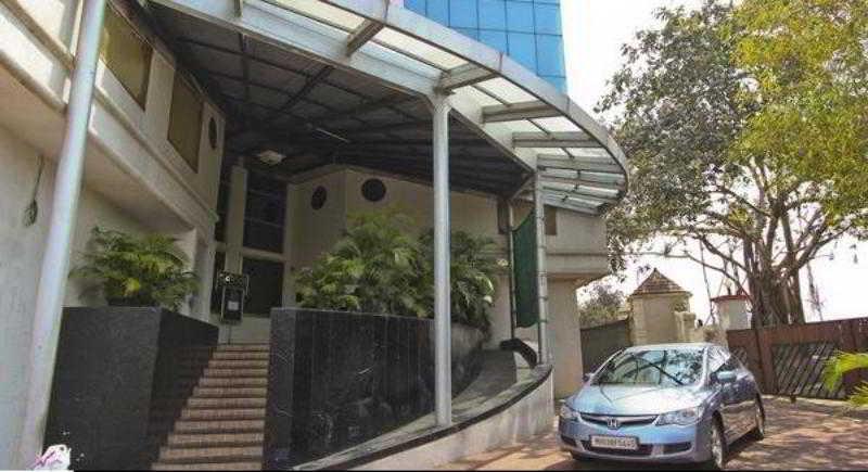 Fabhotel Savoy Suites Mumbai Airport Bagian luar foto