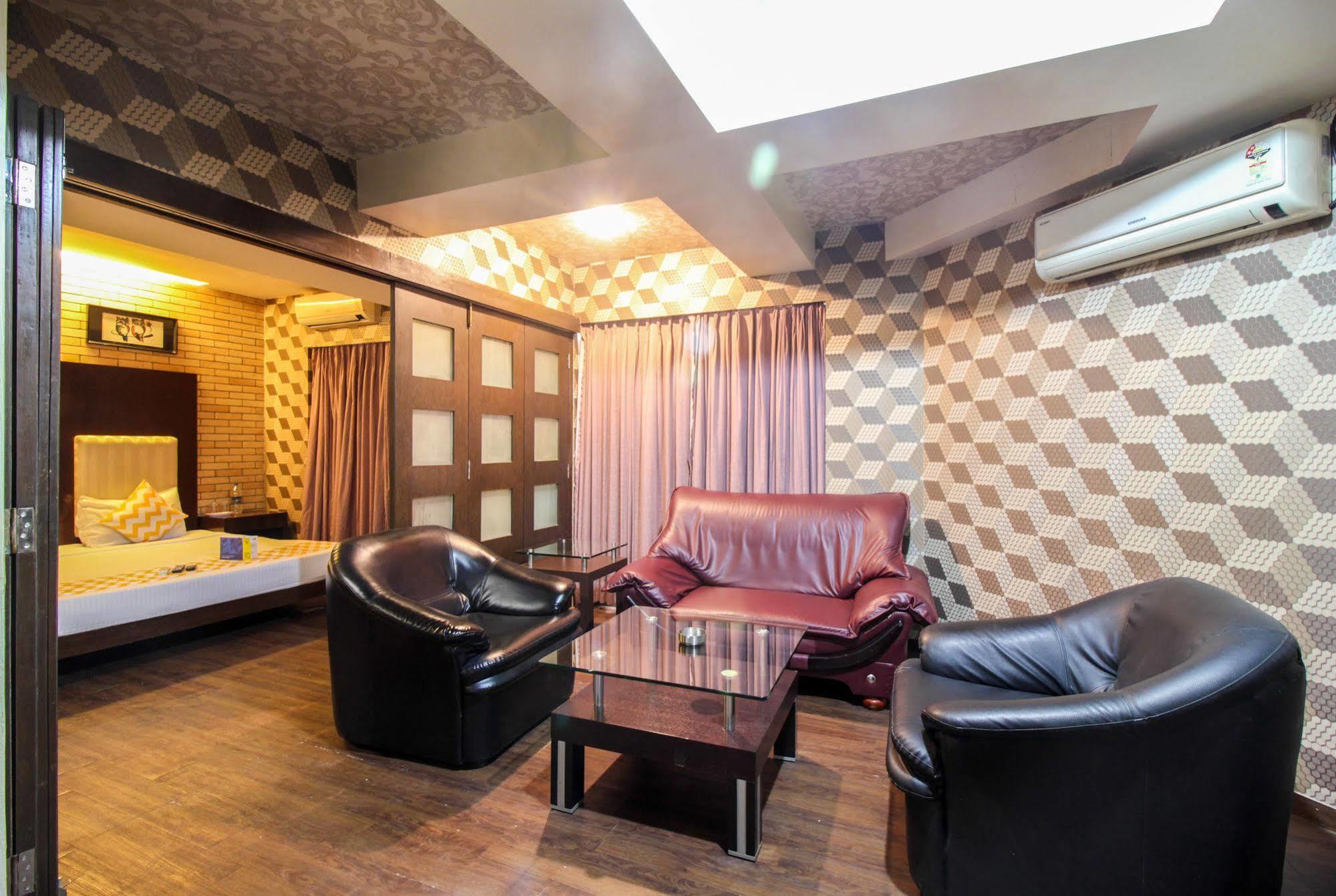 Fabhotel Savoy Suites Mumbai Airport Bagian luar foto