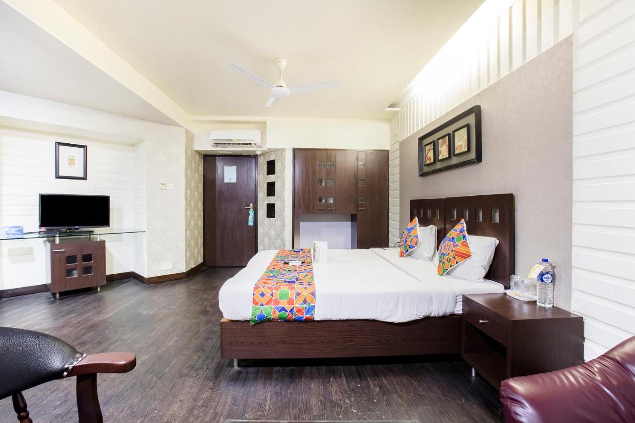 Fabhotel Savoy Suites Mumbai Airport Bagian luar foto