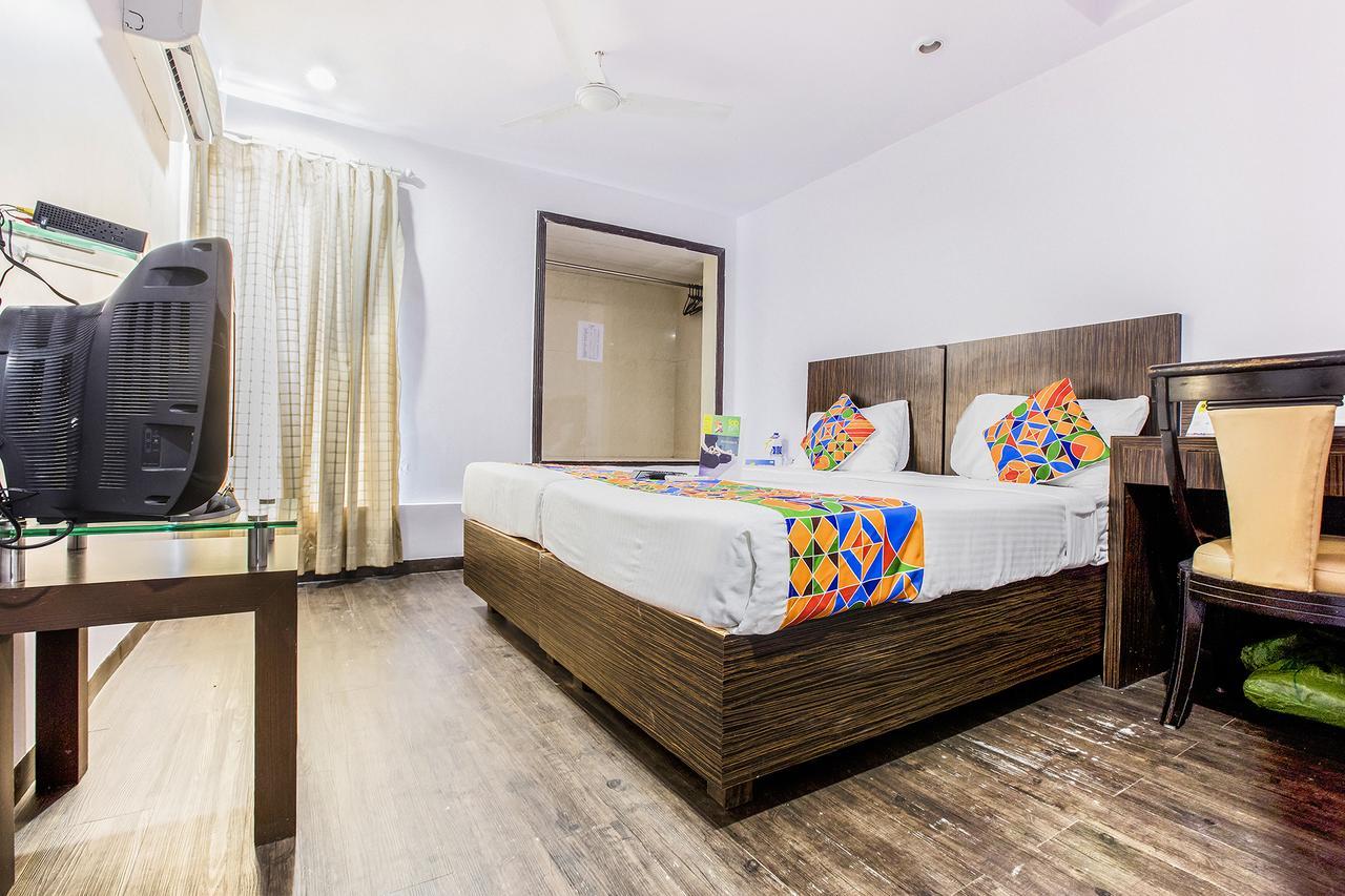 Fabhotel Savoy Suites Mumbai Airport Bagian luar foto