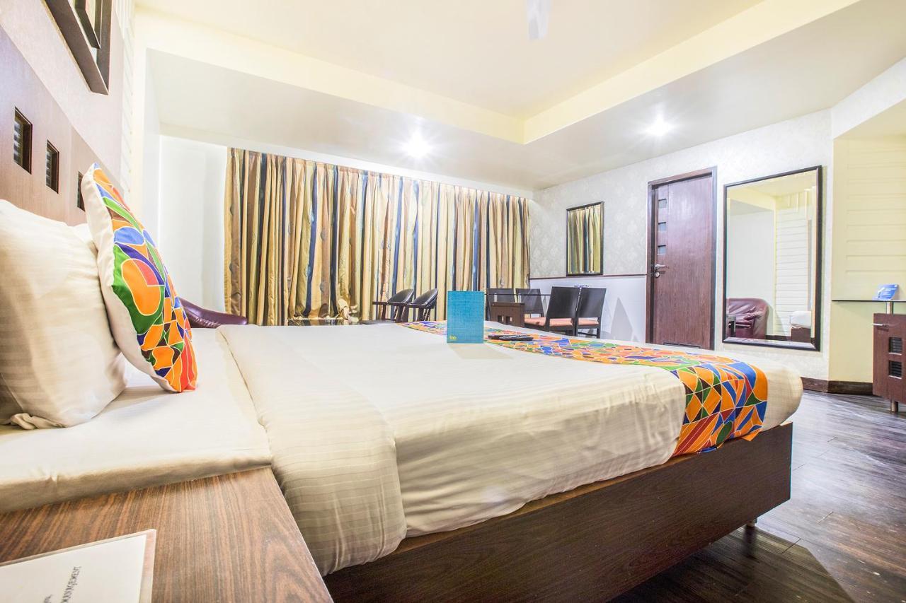 Fabhotel Savoy Suites Mumbai Airport Bagian luar foto